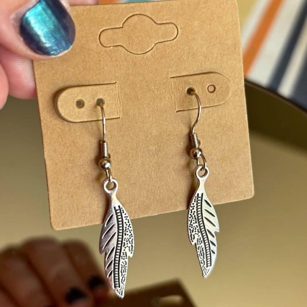 Handmade by me 💜 Earrings